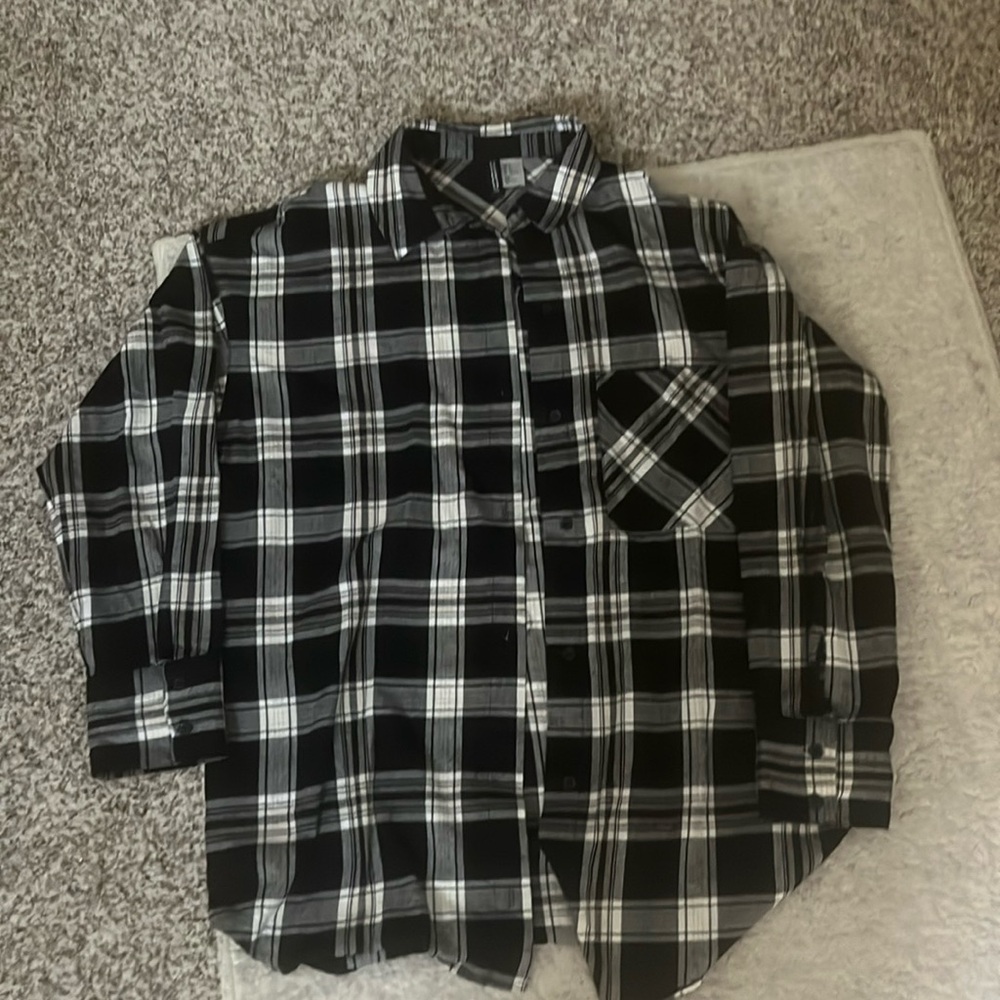 Divided by H&M Long Sleeve Button-Down Shirt